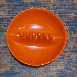 Vintage Anholt plastic astray